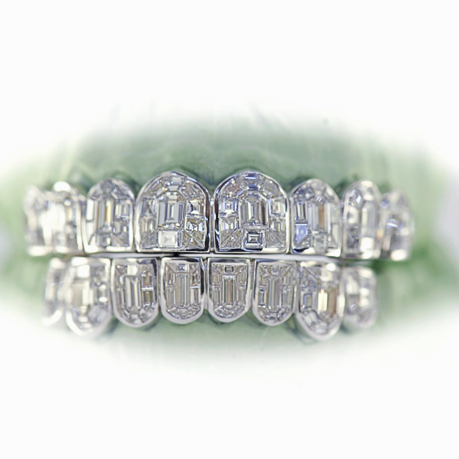 Goldteeth S505 Invisible Set Emerald Cut Diamond Tooth