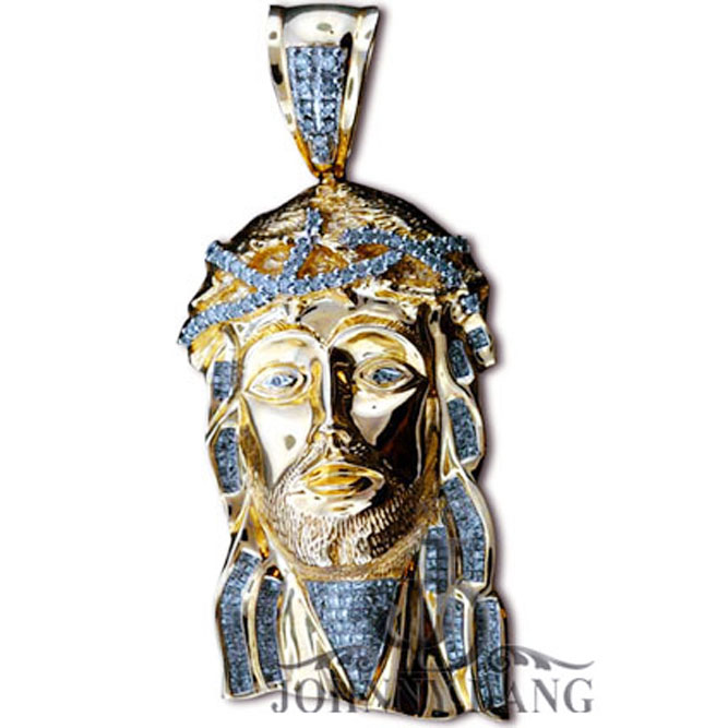 968- Custom Jesus Face Diamond Pendant