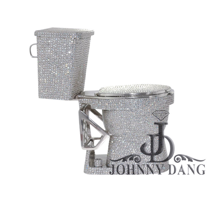 CJ-0438- Diamond ''Toilet''Charm