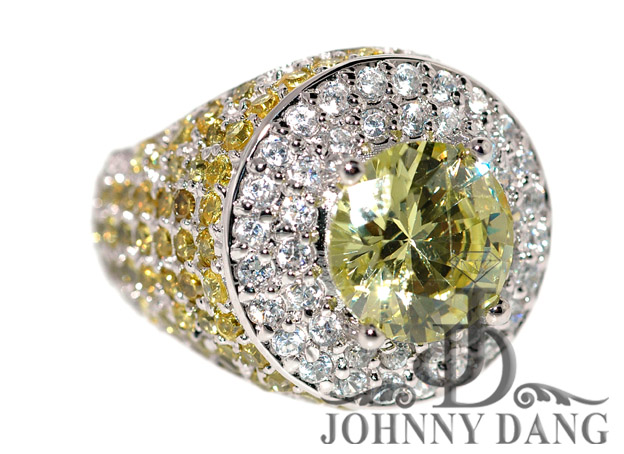 R-0028 - Johnny Dang Custom Diamond Ring