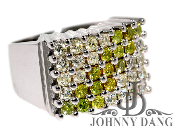 R-0035 - Johnny Dang Custom Diamond Ring