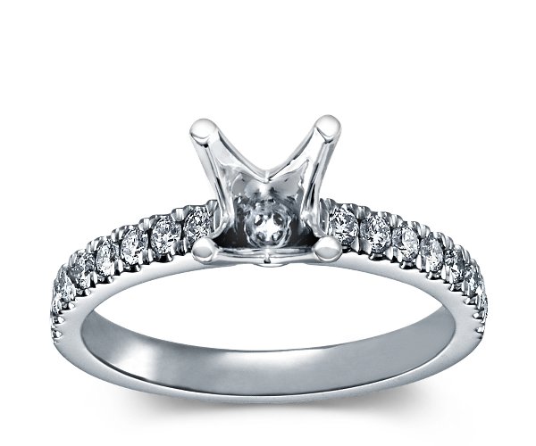 R152805 Nouveau Diamond Ring