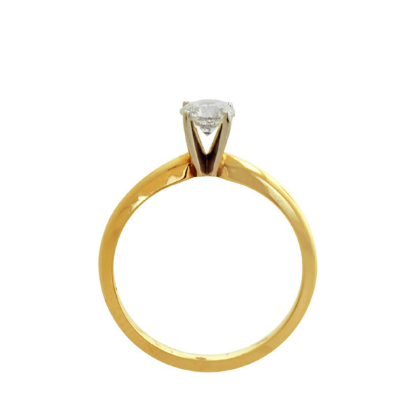 R0138 - Diamond Ring