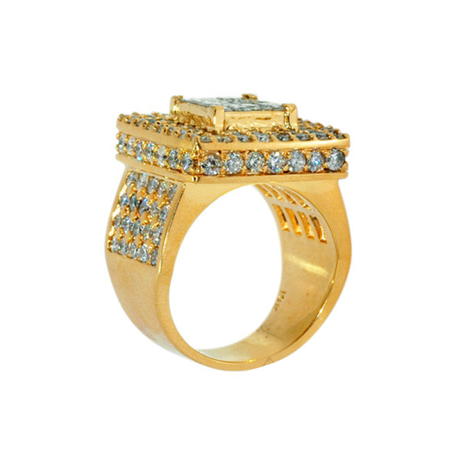 R0531 Custom Diamond Ring