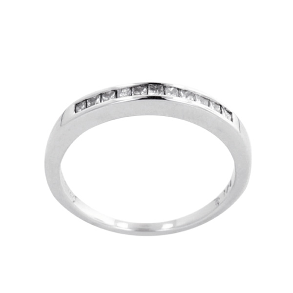 R0538 - Diamond Ring