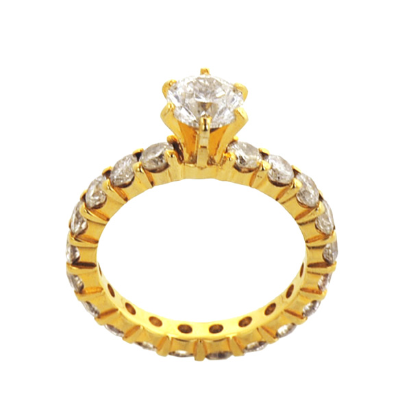 R0566 - Diamond Ring
