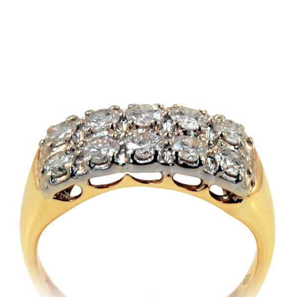 R25300139 - Diamond Ring