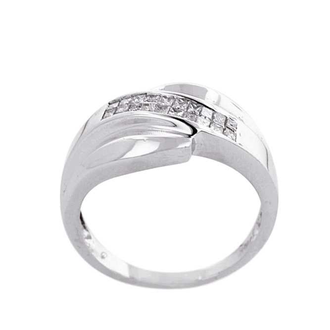 R2530016 - diamond ring