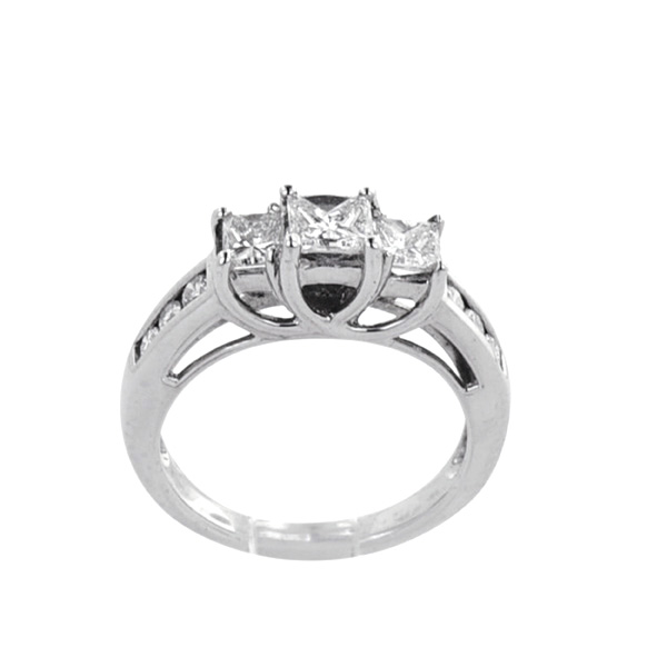 R25300766 - Diamond Ring